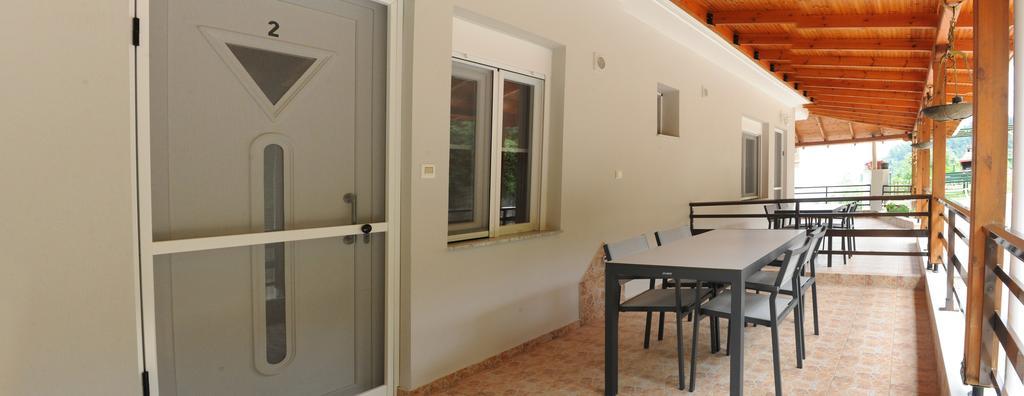 סקאלה פוטאמיאס Onites Elegant Suites מראה חיצוני תמונה