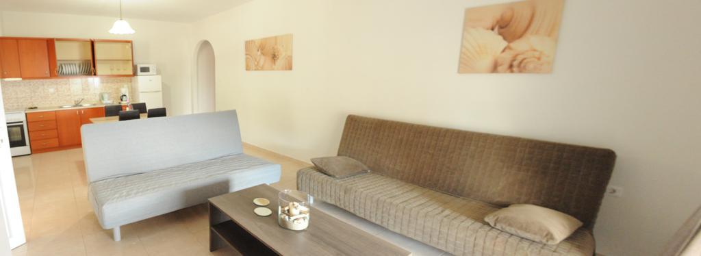 סקאלה פוטאמיאס Onites Elegant Suites מראה חיצוני תמונה